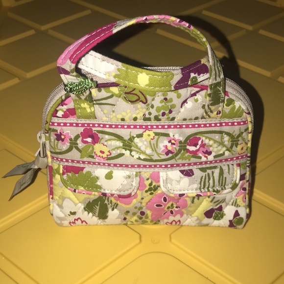 NWT Vera Bradley Make Me Blush Floral Cosmetic Bag - Picture 2 of 12